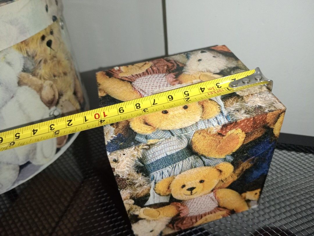 WOODEN BEAR COINBANK (Category: Storage Boxes & Baskets) located in Kawit. Submitted by gieclutter (Listing ID 1469010039, Image 3). Description: Flakers and joy reservers are 𝗻𝗼𝘁 𝗮𝗹𝗹𝗼𝘄𝗲𝗱 Actual photos, sized precisely Verify item's dimensions first All sales are final—no returns, exchanges, or refunds 𝗖𝗢𝗡𝗗𝗜𝗧𝗜𝗢𝗡: ・𝗔𝗦 𝗜𝗦 ・has some dents and a bit of peeling on the glossy top coat 𝗟𝗢𝗖𝗔𝗧𝗜𝗢𝗡: Kawit, Cavite 𝗠𝗢𝗣: 𝗣𝗙/