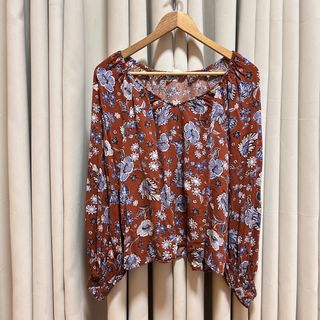 (Category: ) located in . Submitted by from99abovecloset (Listing ID 1468978076, Image 1). Description: .