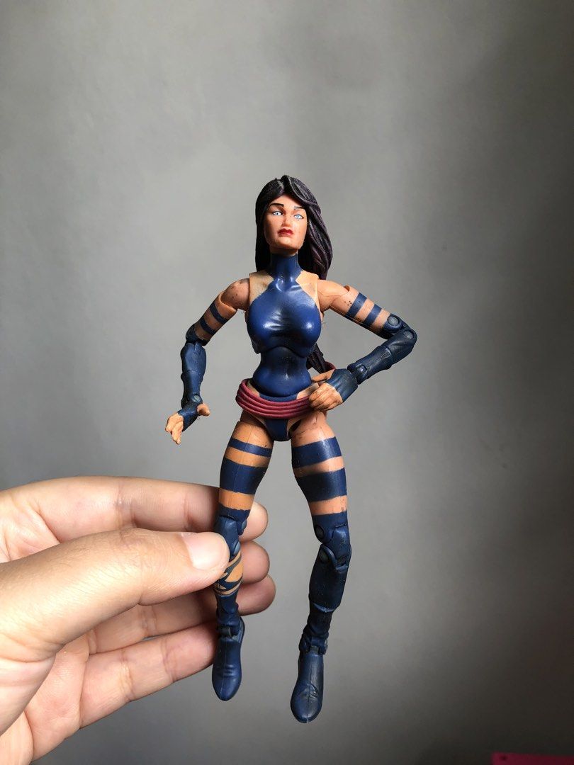 Xmen Action Figures (Category: Action & Battle Toys) located in Cainta. Submitted by dopethrifts.ph (Listing ID 1469107030, Image 3). Description: 400 each Yun transparent lang 300.