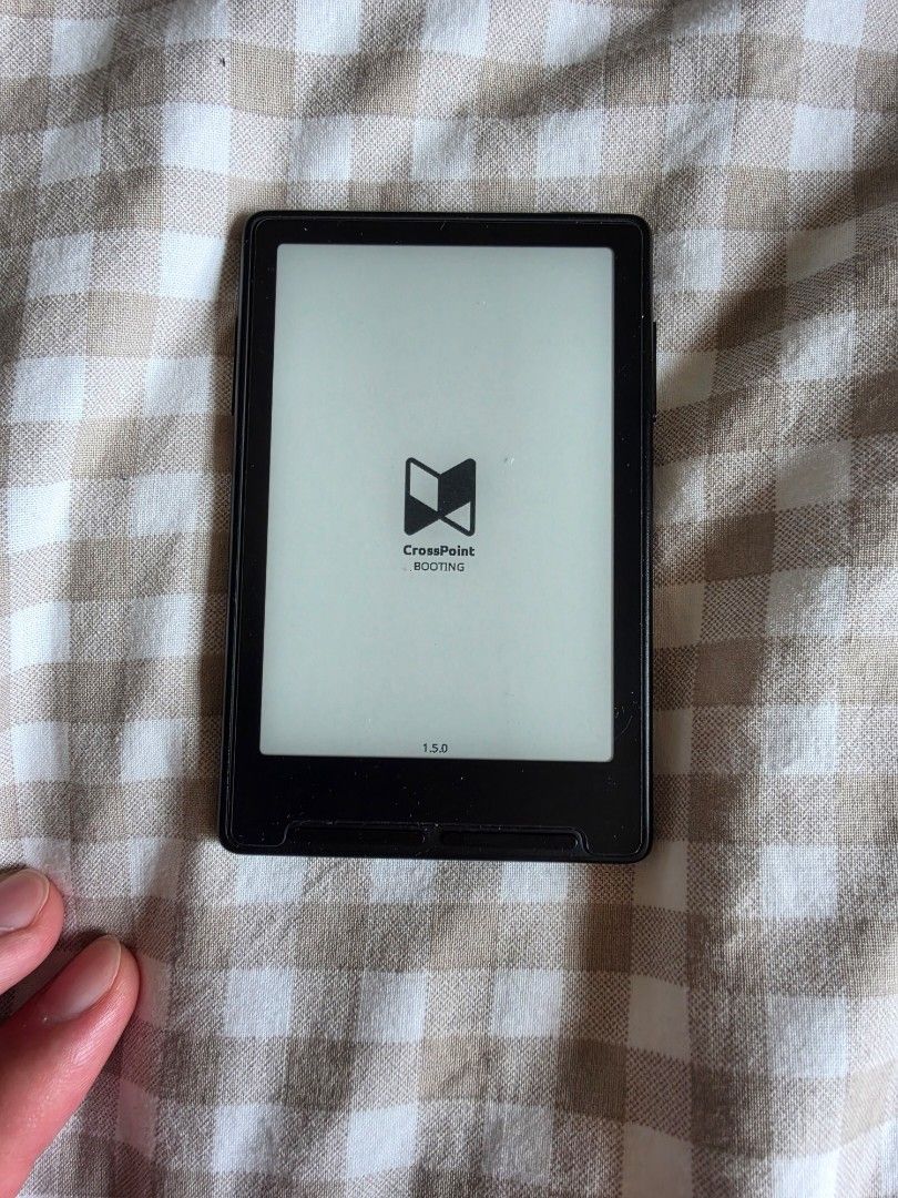 XTEINK X3 (Category: E-Readers) located in Quezon City. Submitted by louielim1 (Listing ID 1468965390, Image 2). Description: XTEINK X3 Crosspoint english OS Like new, seldom used Matte screen protector installed since day 1 Meet up at the Grove near Tiendesitas or can ship at buyers expense .