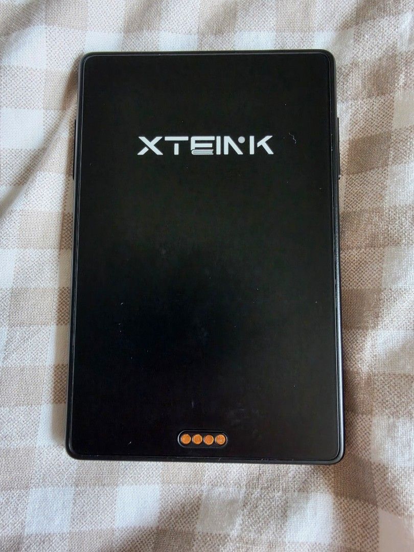 XTEINK X3 (Category: E-Readers) located in Quezon City. Submitted by louielim1 (Listing ID 1468965390, Image 3). Description: XTEINK X3 Crosspoint english OS Like new, seldom used Matte screen protector installed since day 1 Meet up at the Grove near Tiendesitas or can ship at buyers expense .