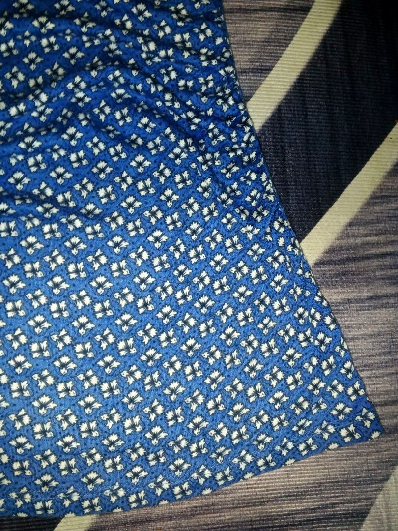 Y2K Ann Taylor (Category: Others Tops) located in Manila. Submitted by icamalicdem29 (Listing ID 1469052380, Image 2). Description: .