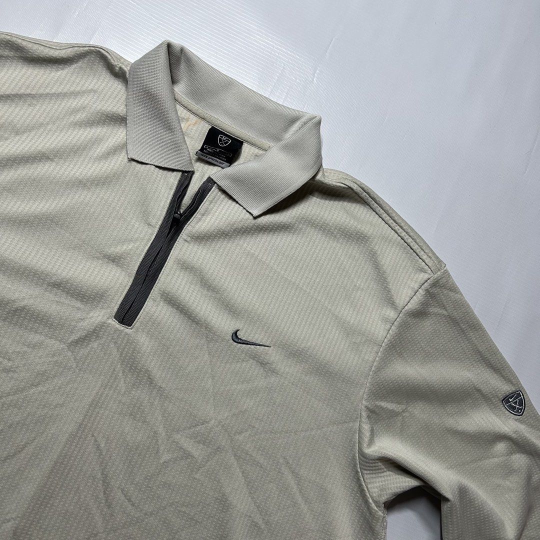 Y2K Nike Golf Quarterzip (Category: Tshirts & Polo Shirts ) located in Antipolo. Submitted by wvyfrnds (Listing ID 1469018979, Image 3). Description: Y2K Nike Golf Quarterzip Size: L Dimensions (Inches): Length: 28.5 Width: 23 Color Rate: 9/10 Issues - NONE 695 PLUS SF.