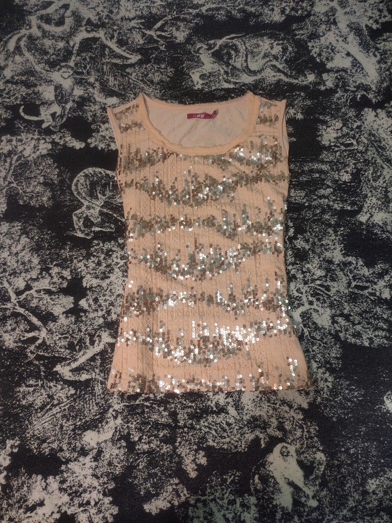 Y2k Sequel Top (Category: Others Tops) located in Cagayan de Oro. Submitted by jaypeedeistilo (Listing ID 1468961553, Image 1). Description: still in a good condition✅ size medium✅.