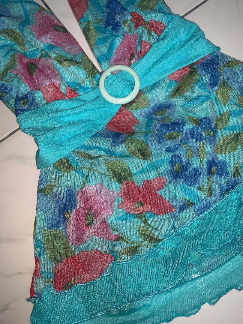 Y2k Summer Whimsy Halter Top (Category: Sleeveless) located in Koronadal. Submitted by lilmissgemini17 (Listing ID 1469085844, Image 3). Description: For bidding size: small sb: 299 offer +50 increment eob: oct 20, 2026 10pm.