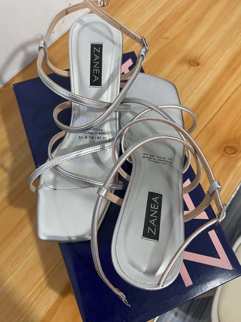 Zanea Heels size 36 (Category: Heels) located in Baguio. Submitted by nabiwuh.06 (Listing ID 1468938731, Image 3). Description: > Once used (for graduation) > Original price: 1,200+ > Like new 📍Can meet up around Pangasinan and Baguio 📦 Can do JNT .