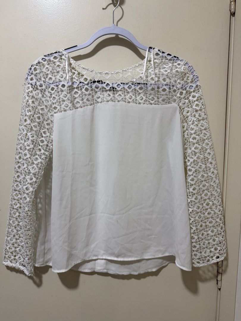 Zara Basic White Crochet Long Sleeve Blouse Size M (Category: Longsleeves) located in Makati City. Submitted by dflim (Listing ID 1469008363, Image 3). Description: Zara White Appliqué Top Sizes: XS and M (2 sizes available) In very good condition; worn 1-2x only Authentic Php 450 each Shipping c/o buyer Rfs: decluttering .