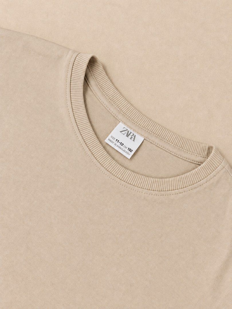 Zara Brown Shirt (Category: Blouses) located in Manila. Submitted by lexiandco.ph (Listing ID 1468987509, Image 1). Description: .