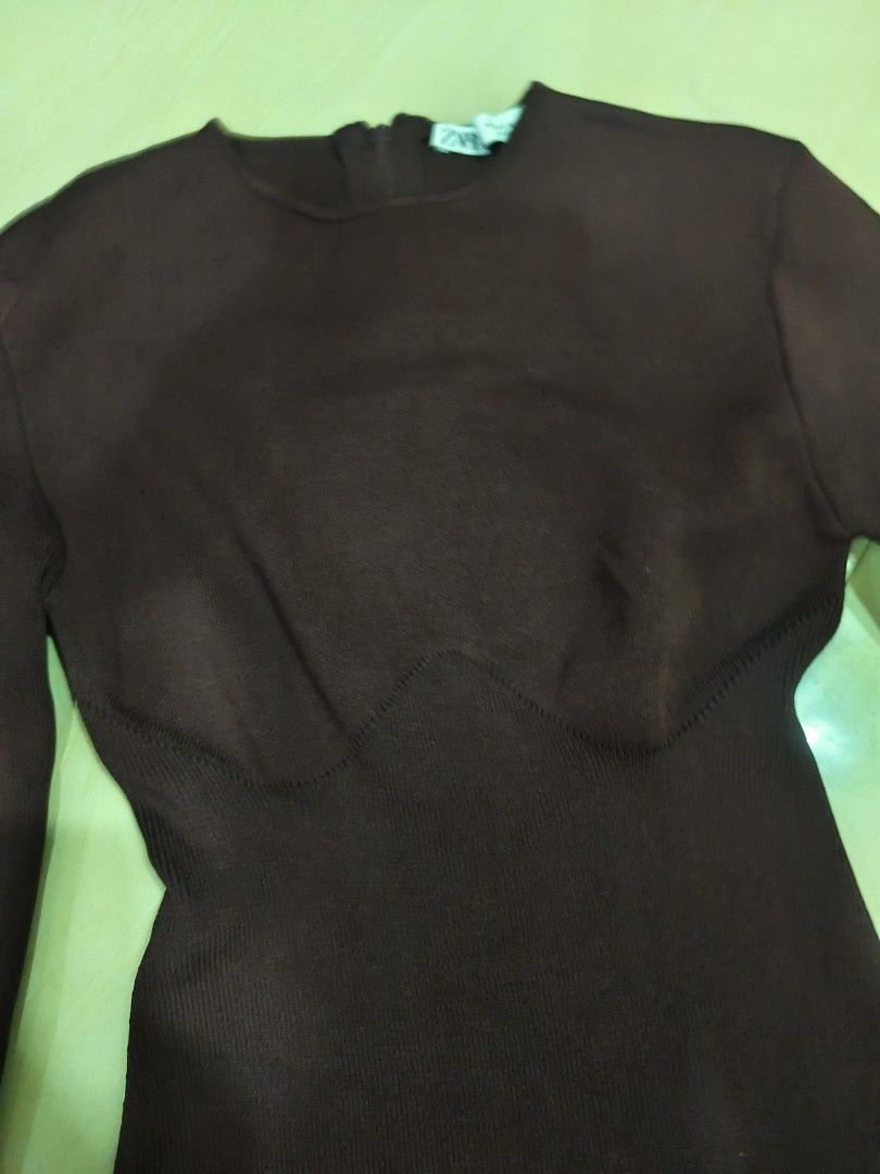 ZARA dress size M (Category: Dresses) located in Zamboanga. Submitted by ckealia (Listing ID 1468941053, Image 3). Description: good as new stretchable knitted fabric size medium no flaws not ukayukay preloved.