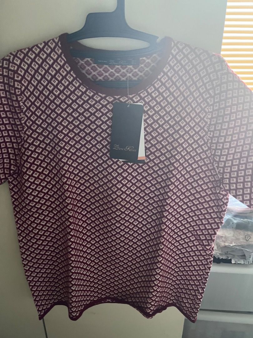 Zara Knit Top Geometric Pattern Maroon (Category: Blouses) located in Muntinlupa City. Submitted by closet_queen_13 (Listing ID 1469160157, Image 1). Description: - Brand: Zara - Style: Knit top with all-over geometric pattern - Color: Burgundy and white - Details: Crew neckline, short sleeves, standard fit - Fabric: Comfortable and stretchy - Condition: Brand new with original tags attached - Cotton, acrylic. Wool..
