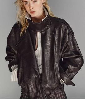 (Category: ) located in . Submitted by madeasoncloset (Listing ID 1468943592, Image 1). Description: .