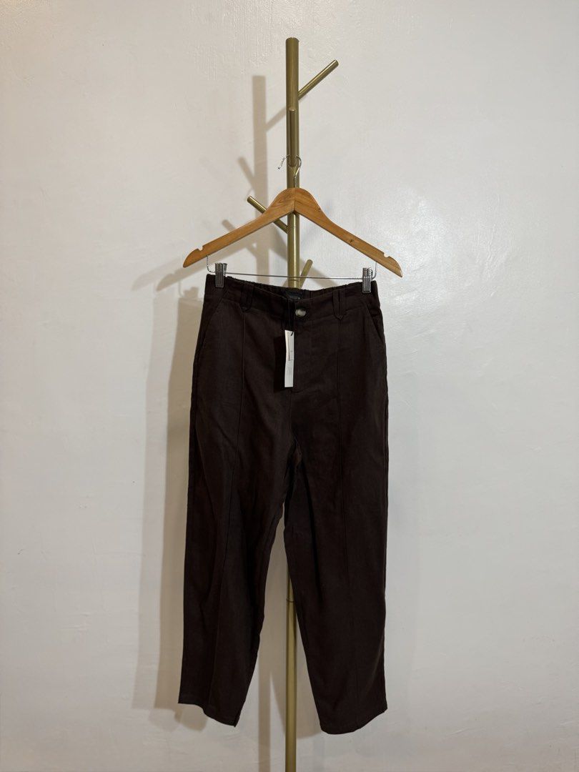 Zara Linen Trousers (Category: Other Bottoms) located in Quezon City. Submitted by shopper_xoxo (Listing ID 1469029862, Image 2). Description: Brand new with tag 😊 📦 From Zara Japan 🚚 On hand and ready to ship MOP: GCash and BPI Shipping starts at ₱65 only ✨ .