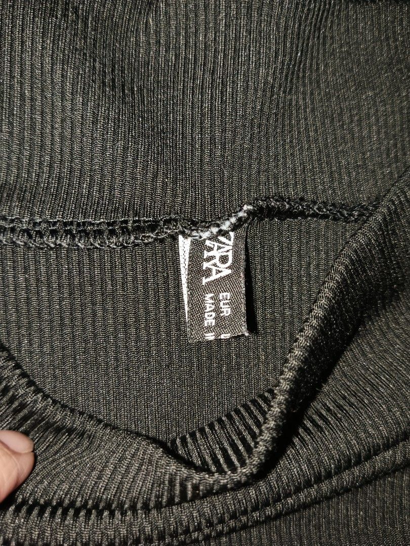 ZARA short-sleeve crop top (Category: Others Tops) located in Caloocan City. Submitted by justleanne (Listing ID 1468958942, Image 2). Description: SIZE - ( 11×15) ‎USED BUT NOT ABUSE ‎RFS : NEED FUNDS ‎.