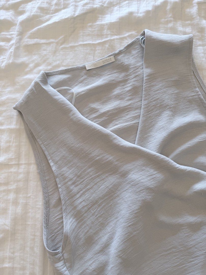 ZARA side tie wrap top MEDIUM (Category: Blouses) located in Cebu City. Submitted by calligraphybyden (Listing ID 1468932609, Image 3). Description: Used once only.