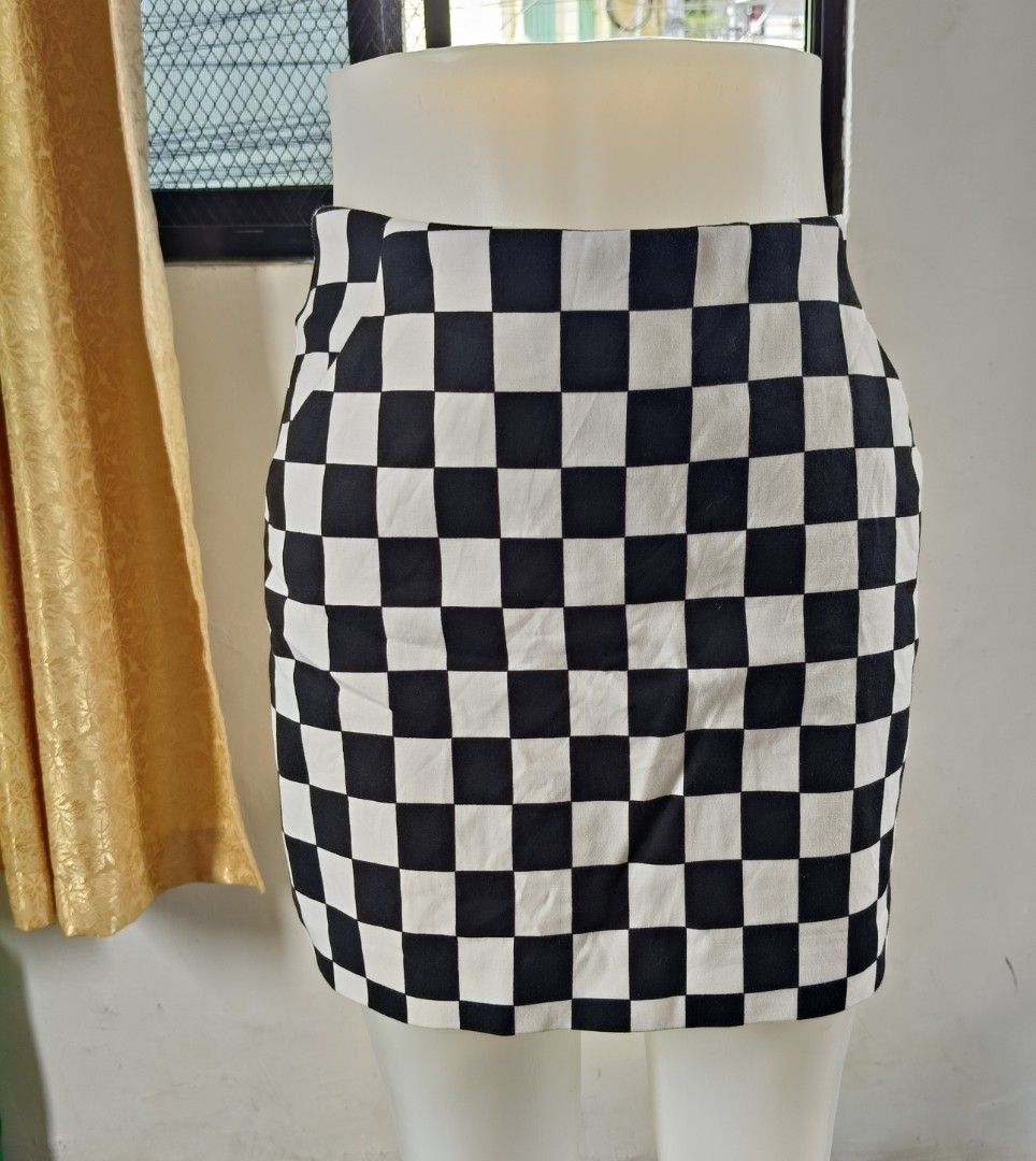 Zara skirt (Category: Skirts) located in Midsayap. Submitted by leighdeelovelylocks (Listing ID 1469005063, Image 2). Description: .