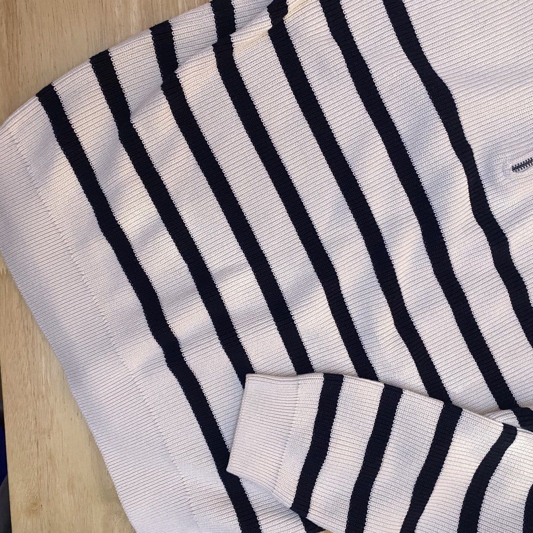 Zara Striped Half-Zip Sweater Size 13-14cm (Category: Coats, Jackets and Outerwear) located in Cavite. Submitted by helloize (Listing ID 1469001449, Image 3). Description: - Brand: Zara - Style: Half-zip collar, ribbed knit texture, cream and dark blue stripes - Size: 13-14cm (164) - Material: Comfortable cotton blend, great for layering - Origin: Made in Bangladesh Length 25in Width 17in No issue Worn by female size S Can be unisex Category unde
