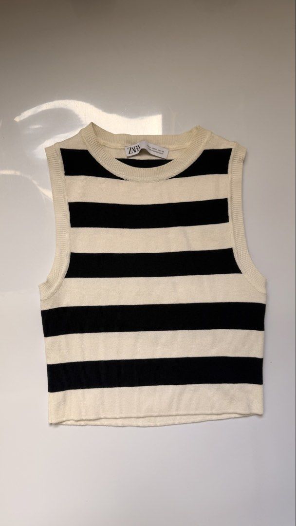 Zara Tank (Category: Sleeveless) located in San Juan City. Submitted by acst12 (Listing ID 1468941322, Image 1). Description: .