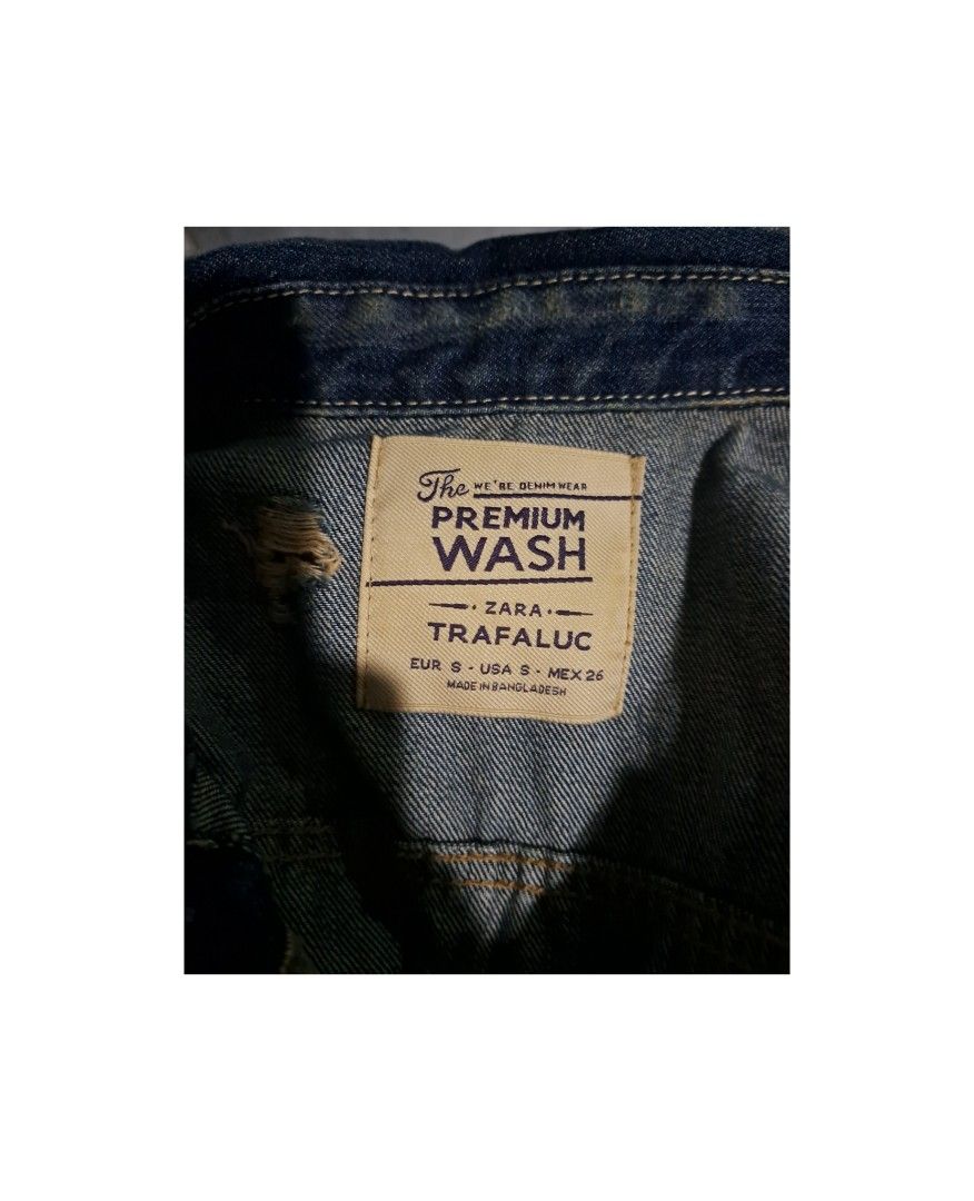 Zara Trafaluc Denim Vest (Category: Sleeveless) located in Legazpi City. Submitted by alyblueberyl (Listing ID 1469051230, Image 3). Description: Size Small.