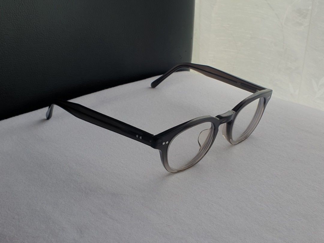 Zoff Retro Eyeglass Frame (Category: Sunglasses & Eyewear) located in Quezon City. Submitted by WasalakTwo (Listing ID 1468975110, Image 2). Description: Bought in Japan Durable and high quality Goodcondition Clean and presentable Lens are graded, but replaceable Open for delivery nationwide Front Width 13.5cm Front Height 4.4cm.