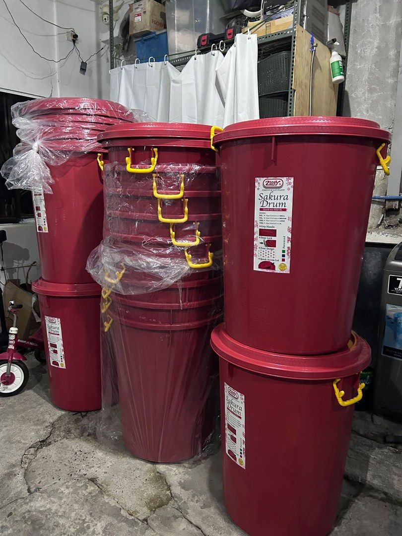 ZOOEY SAKURA 150 LITERS DRUM RED (Category: Bathroom & Kitchen Fixtures) located in Las Pinas. Submitted by tintindahan (Listing ID 1469091027, Image 1). Description: ON HAND ORIGINAL ZOOEY SAKURA 150 LITERS DRUM PLUS DELIVERY FEE WITHIN LAS PINAS AREA.
