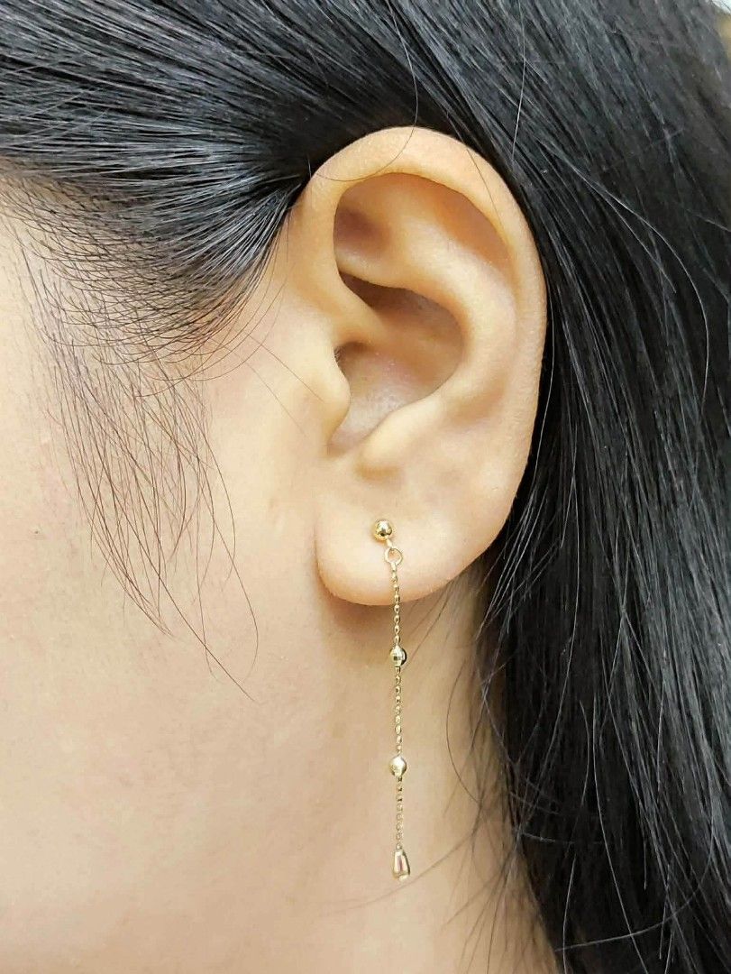 18k Hk gold drop ball stud earrings (Category: Earrings) located in Manila. Submitted by bhelgoldseller2ndaccount (Listing ID 1465463228, Image 2). Description: New!!✨New!!✨New!! Authentic 18k Hk Golds 💯pawnable/naisasanla 💯with high appraisal rate 💯good investment 💯Direct supplier price 👉OPEN for resellers 🌺please take time to evaluate their actual sizes and grams 👉Best panggift for all occasions ✅ Sold per grams not per piece Kya lowest 