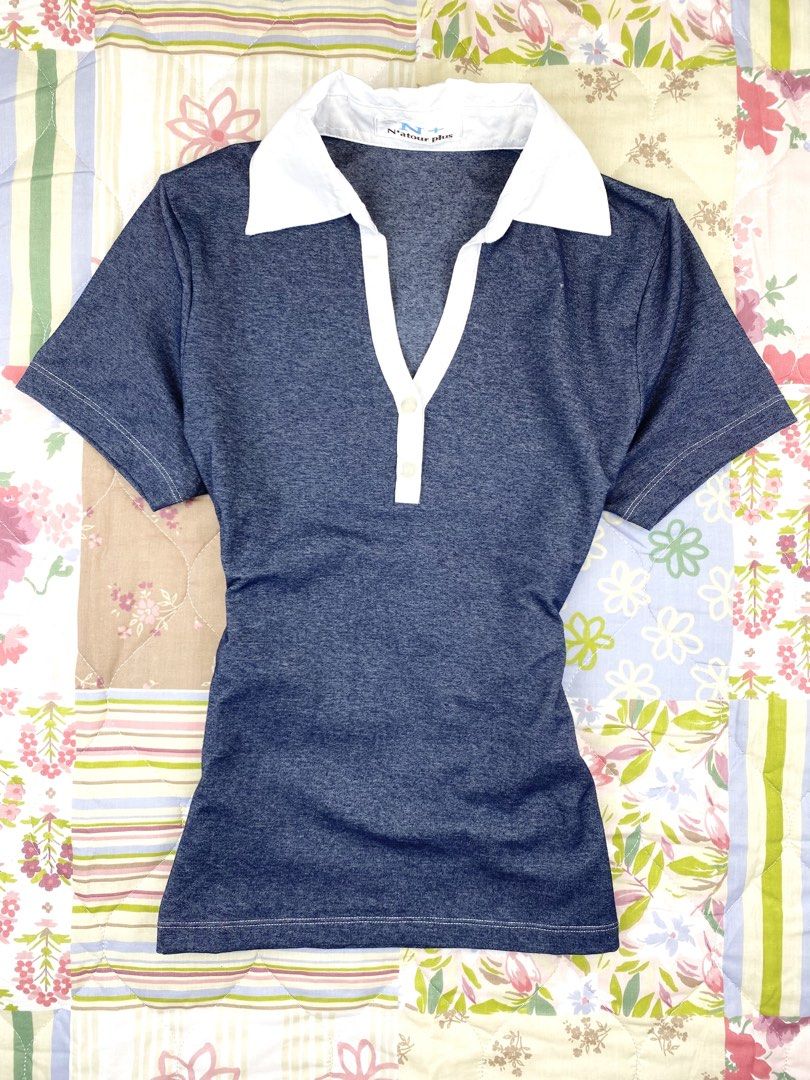 2000’s N’atour Plus Collared V Neck Polo (Category: Shirts) located in Angeles City. Submitted by fruits.ph (Listing ID 1465421472, Image 2). Description: Measurements B:15.5” W:14” L:20” Size on Tag: ❌ Best Fit: M *Flat lay measurements* Mannequin Size: M (34”; 25”) Color Rate: 10/10 Flaws: None Fabric Type: Cotton/ Stretchable Fabric ***Color may vary due to lighting. This item is properly washed and disinfected.***.