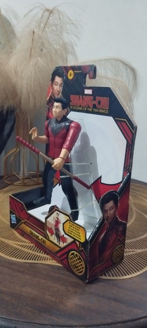 2021 Hasbro Marvel Shang-Chi (Category: Figurines & Statues) located in Manila. Submitted by ventajetoyz625 (Listing ID 1465400255, Image 2). Description: - Hasbro Marvel Shang-Chi action figure - 6.5 inch tall - Action feature: squeeze legs together to activate bo-staff attack - Includes staff accessory - Packaging note: minor wear and tear on cardboard edges - Great addition for any Marvel fan or collector - What you see is what you get .
