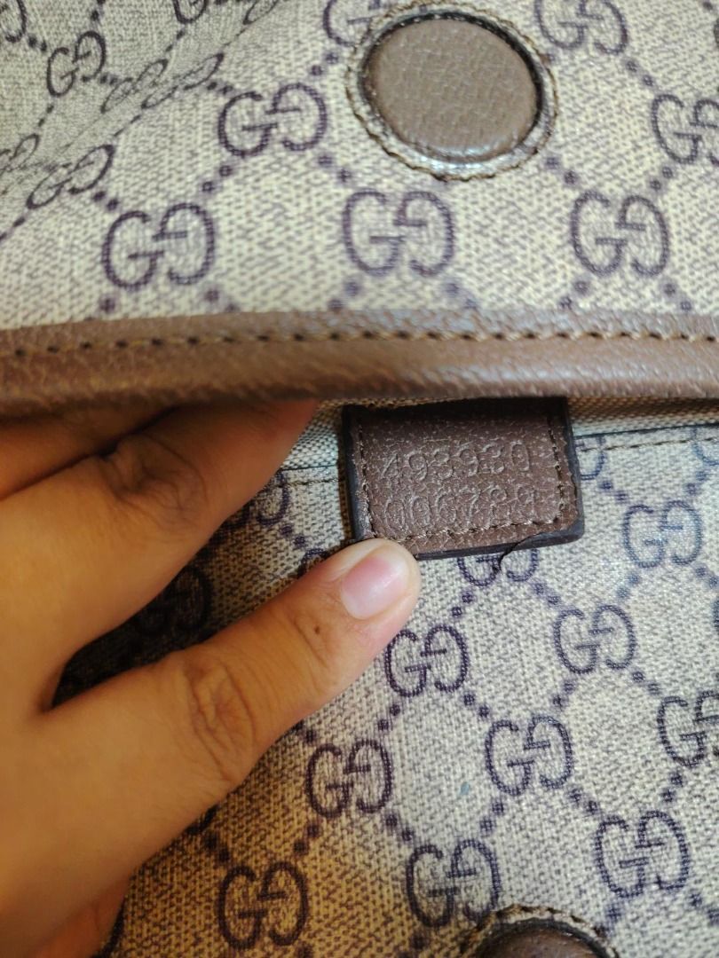 2 Vintage Gucci GG Bags — Bundle (Category: Luxury Bags & Wallets) located in Caloocan City. Submitted by curatedbylez (Listing ID 1465478028, Image 3). Description: Selling 2 vintage Gucci GG monogram bags for ₱5,000 total 🤎 Both feature the classic GG canvas and web strap details. Condition: Preloved with visible signs of age and use as shown in photos. Issues are mainly cosmetic and do not significantly affect overall structure or functionali