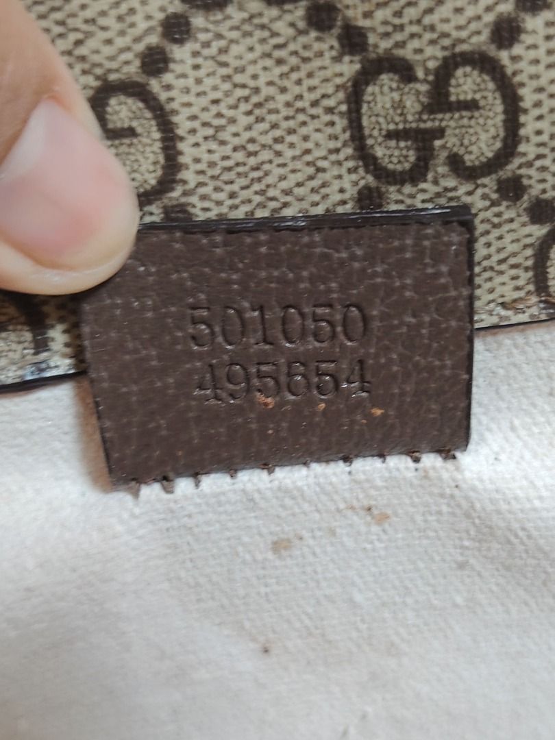 2 Vintage Gucci GG Bags — Bundle (Category: Luxury Bags & Wallets) located in Caloocan City. Submitted by curatedbylez (Listing ID 1465478028, Image 2). Description: Selling 2 vintage Gucci GG monogram bags for ₱5,000 total 🤎 Both feature the classic GG canvas and web strap details. Condition: Preloved with visible signs of age and use as shown in photos. Issues are mainly cosmetic and do not significantly affect overall structure or functionali