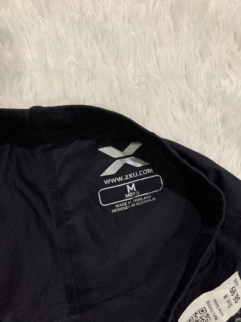 2XU Men's Compression Tights Pants Black Size M (Category: Activewear) located in Iba. Submitted by thriftcoyan (Listing ID 1465495925, Image 2). Description: - Brand: 2XU - Item: Men's Compression Tights - Size: Medium - Color: Solid Black - Fit: Secure drawstring waistband - Branding: Iconic X logo on front leg and waistband - Origin: Designed in Australia, Made in Thailand - Ideal for: Running, gym workouts, and high-performance training.