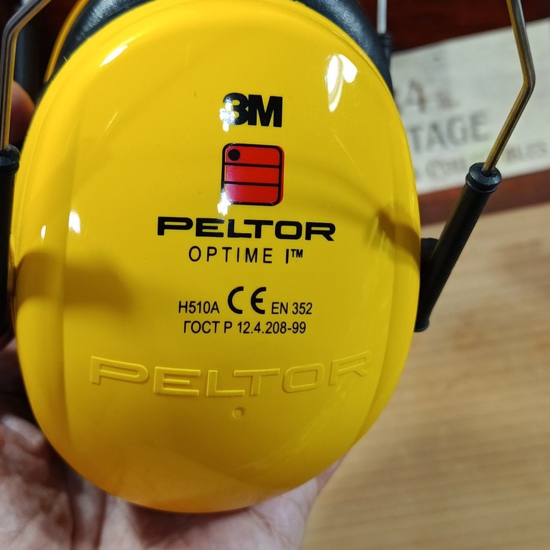 3M Peltor Optime 1 Yellow (Category: Ear Care) located in Las Pinas. Submitted by 84vintage (Listing ID 1465424427, Image 1). Description: Great Gift Idea for those working with noisy machinery such as Metal or Carpenter's workshop. Also for mufflingbloid noises forgun enthusiasts working with loud sounding machines. 3M Peltor Optime I earmuff (model H510A) in bright yellow, designed with a lightweight and low-profile structure providing a noise 