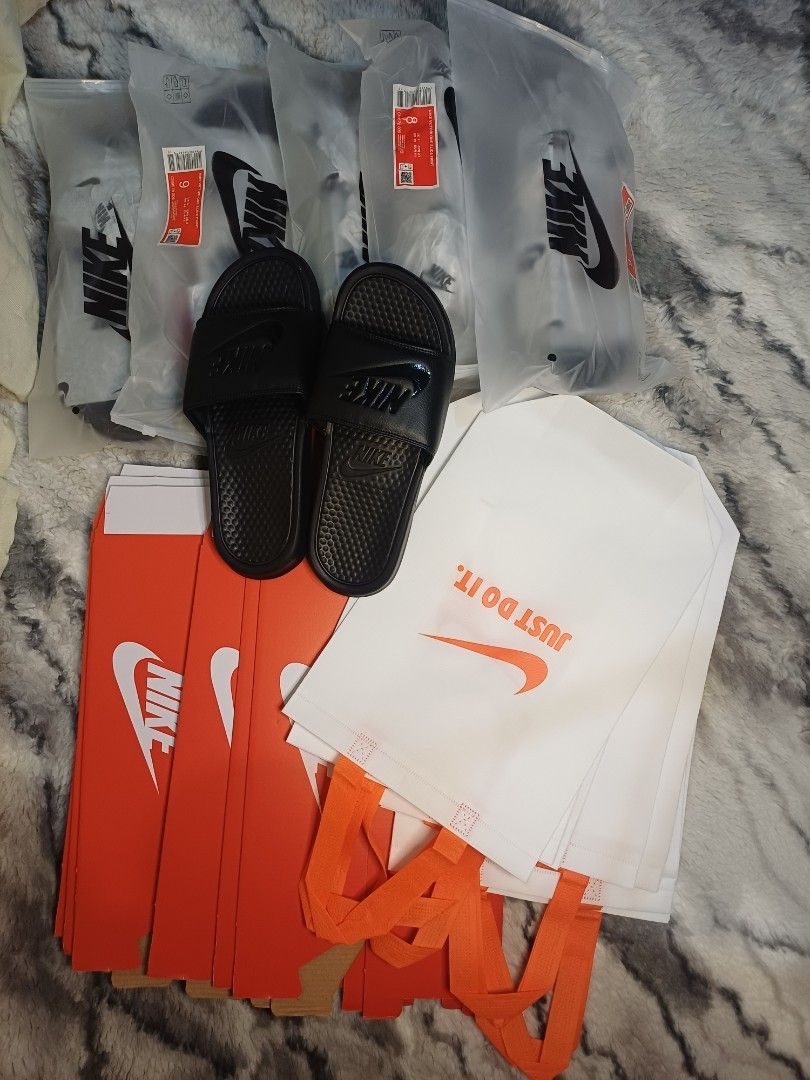 6 Pcs Nike benassi Bundle (Take All ₱1,680) - Pang-negosyo Package (Category: Slippers & Slides) located in Manila. Submitted by btcopfootwearph (Listing ID 1465523872, Image 2). Description: TAKE ALL / BUNDLE – ₱1,680 ONLY! Pang-negosyo package / Wholesale set! ​Inclusions: ​6 Pcs Nike Slides (Brand New - Assorted Sizes) ​Kasama na lahat: Boxes, Eco Bags, at Ziplock packaging ​Ready for resale! ​Location: QC ​Shipping via J&T Express / Lalamove 