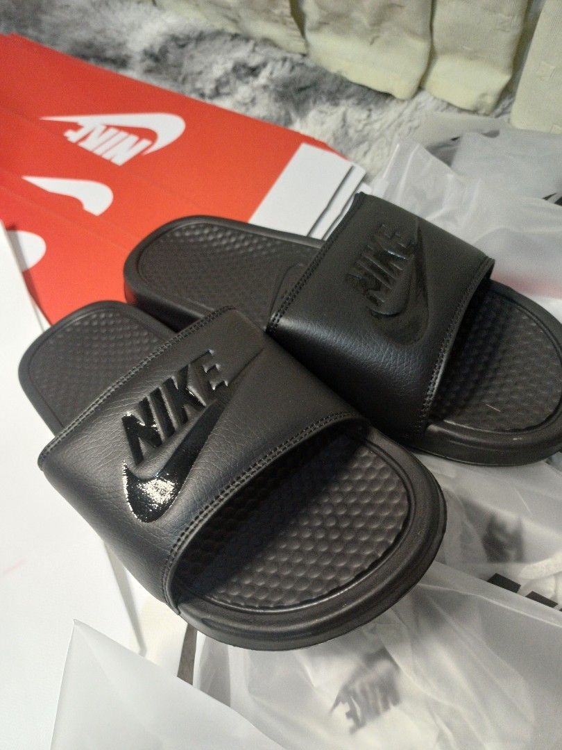6 Pcs Nike benassi Bundle (Take All ₱1,680) - Pang-negosyo Package (Category: Slippers & Slides) located in Manila. Submitted by btcopfootwearph (Listing ID 1465523872, Image 1). Description: TAKE ALL / BUNDLE – ₱1,680 ONLY! Pang-negosyo package / Wholesale set! ​Inclusions: ​6 Pcs Nike Slides (Brand New - Assorted Sizes) ​Kasama na lahat: Boxes, Eco Bags, at Ziplock packaging ​Ready for resale! ​Location: QC ​Shipping via J&T Express / Lalamove 