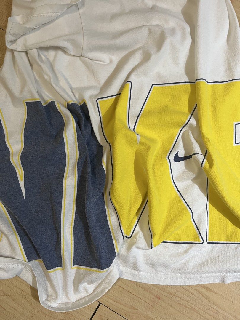 90s Nike Tee (Category: Tshirts & Polo Shirts ) located in Baguio. Submitted by ezrab. (Listing ID 1465499399, Image 1). Description: 90s Nike Wrap Around Tee 25*30 Issues: Stains .