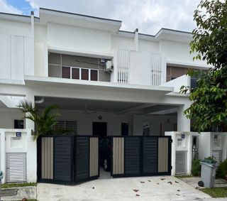 (Category: ) located in . Submitted by nitadharan (Listing ID 1465440822, Image 1). Description: .