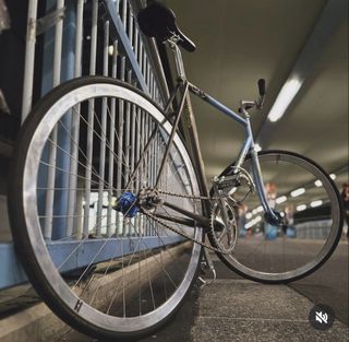 （分類：）位於 。 由 csbike 提交（商品編號 1465383008，圖片 1）。簡介： 。
