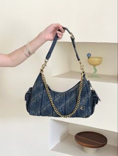 (Category: ) located in . Submitted by yourshoppingzone (Listing ID 1465530326, Image 1). Description: .