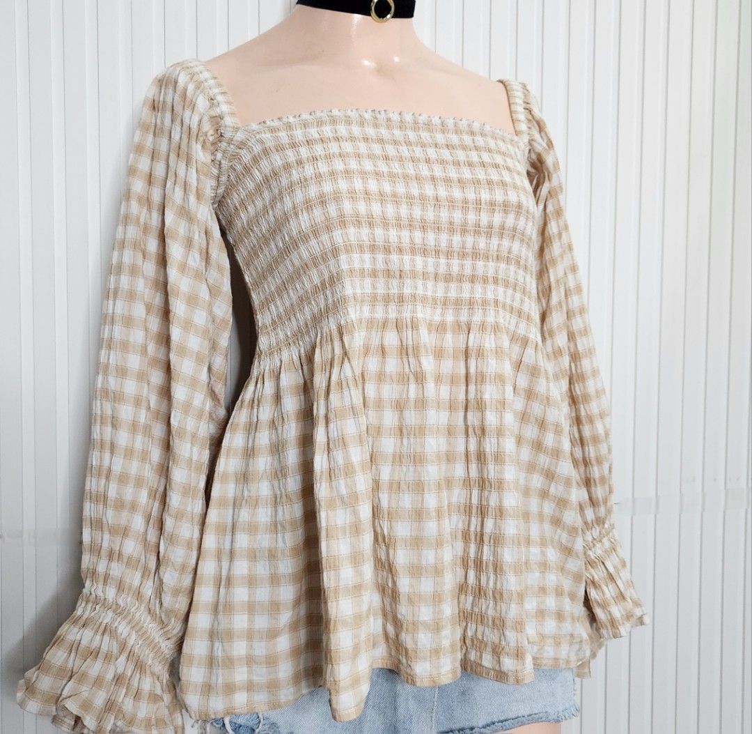 🍁 seed 🍁 Gingham smock top 🍁 Medium 🍁 B: 36in 🍁 Stretchy 🍁 500php 🍁 (Category: Blouses) located in Paranaque City. Submitted by zunao_wearables (Listing ID 1465454785, Image 3). Description: 🍁 seed 🍁 Gingham smock top 🍁 Medium 🍁 B: 36in 🍁 Stretchy 🍁 500php 🍁.