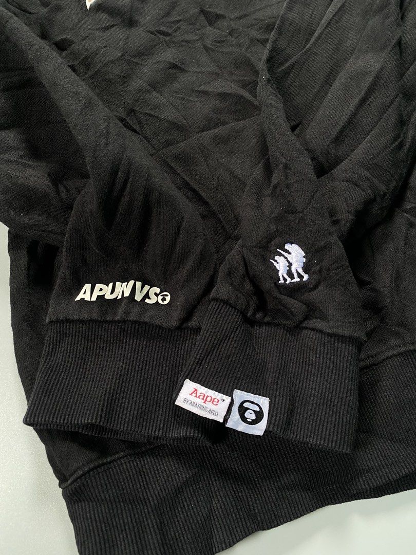 AAPE (Category: Coats, Jackets and Outerwear) located in Manila. Submitted by r4y.garm3nts (Listing ID 1465423963, Image 3). Description: Width 22 Length 28.