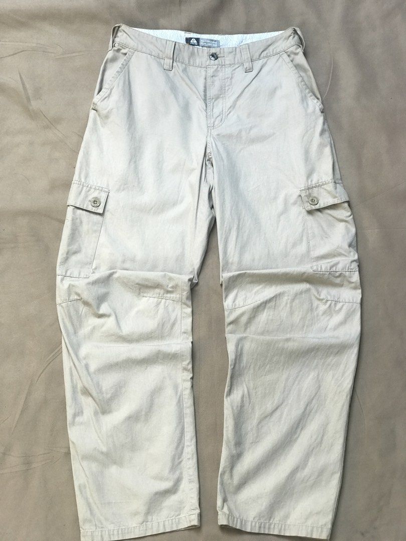 Acg 1989 cargo pants (Category: Joggers) located in Manila. Submitted by wisedog_b622bd (Listing ID 1465449752, Image 1). Description: Excellent condition No issue Good as new Color may vary due to lighting .