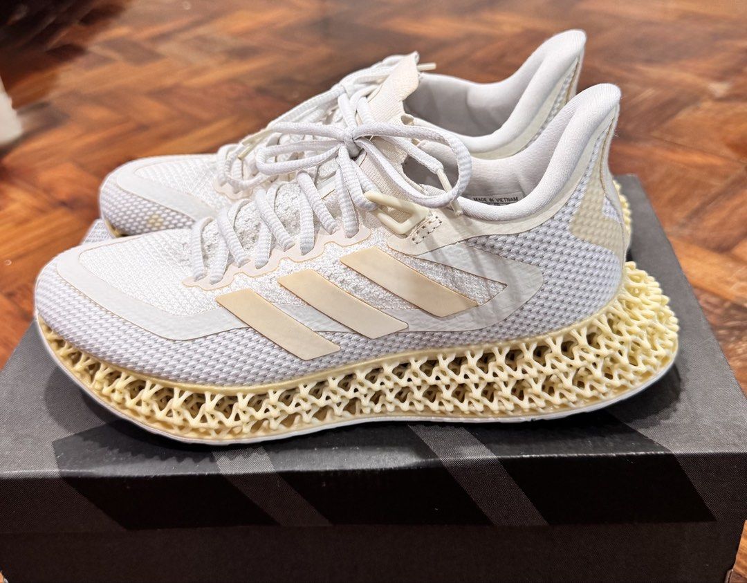 Adidas 4DFWD2 (Category: Sneakers) located in Manila. Submitted by kaye_md (Listing ID 1465431607, Image 1). Description: - Model: Adidas 4DFWD2 -Condition: Like new (used once only) .