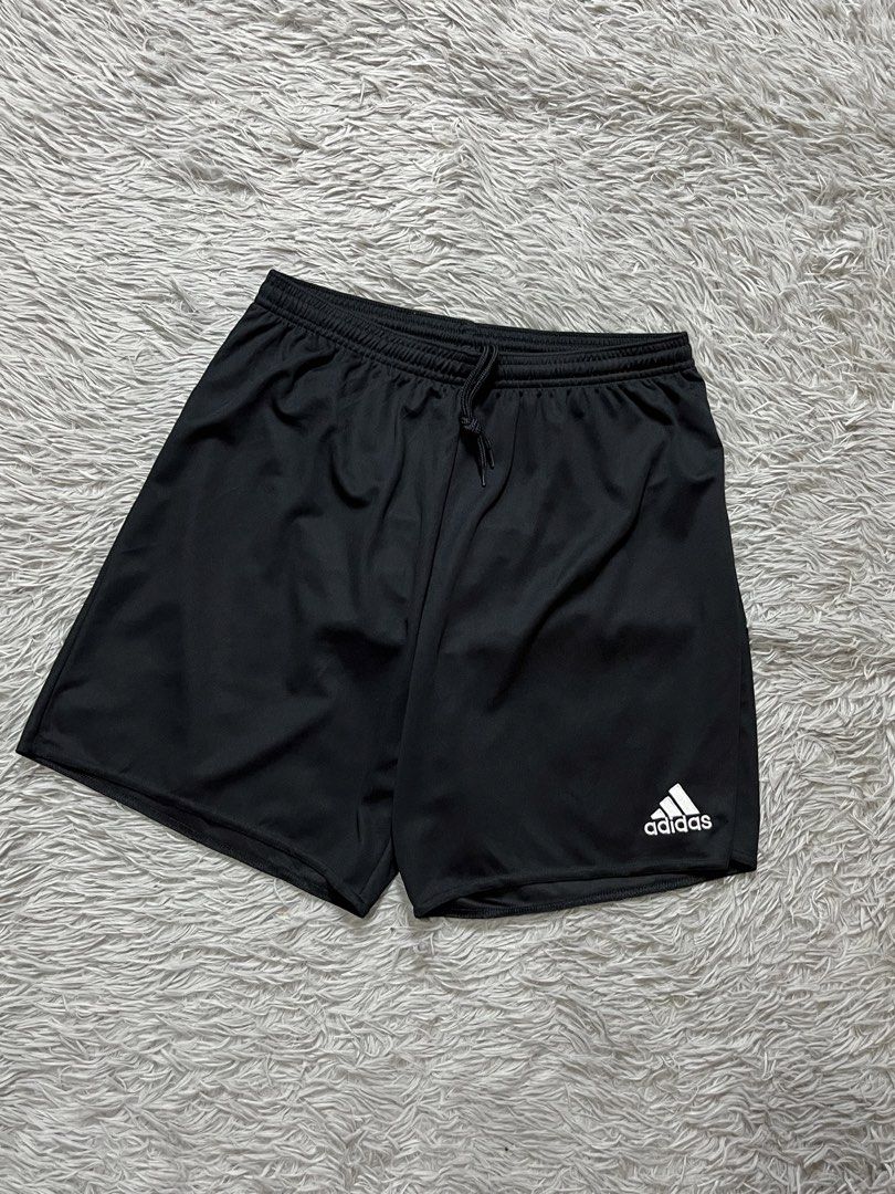 Adidas Active Shorts (Category: Activewear) located in Dipolog. Submitted by krstnagnis98 (Listing ID 1465399893, Image 3). Description: Adidas Active Shorts Med Like new Authentic .
