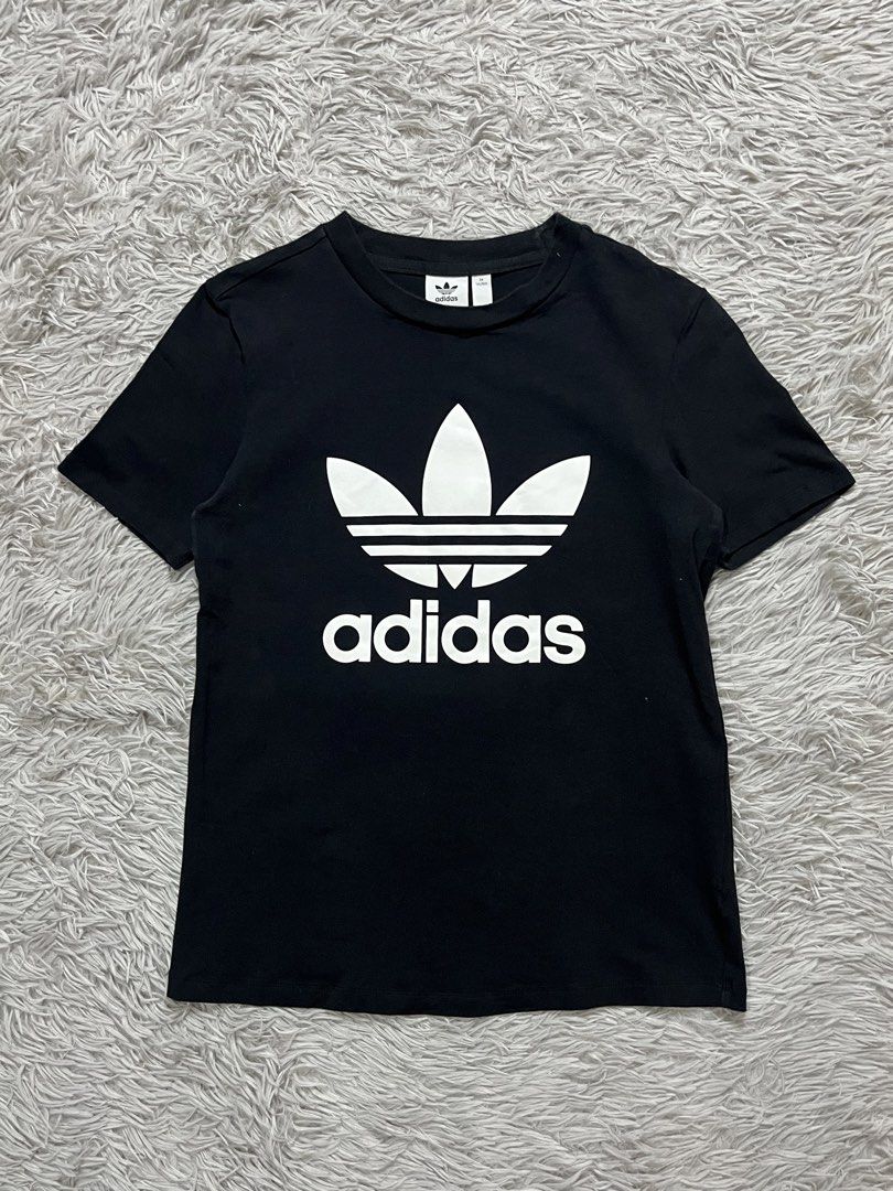 Adidas Active Top (Category: Activewear) located in Dipolog. Submitted by krstnagnis98 (Listing ID 1465398685, Image 1). Description: Adidas Active Top Small Authentic Like new .