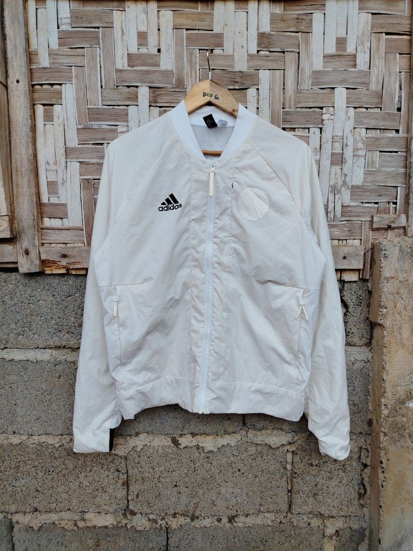 ADIDAS BOMBER JACKET (Category: Hoodies) located in Don Carlos. Submitted by thriftnidodong_23 (Listing ID 1465415708, Image 1). Description: ADIDAS BOMBER JACKET ☑️ SIZE MEDIUM ☑️ 21X26 ☑️ EXCELLENT CONDITION ☑️ COLOR RATE 9.7 ☑️ NO ISSUE 📥📥📥 📍 MINDANAO BUKIDNON.