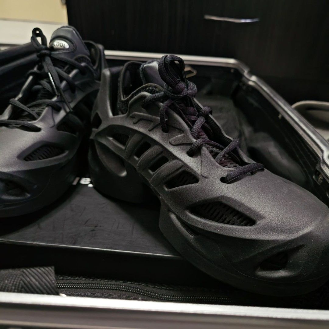 Adidas Climacool Vento Black Sneakers (Category: Casual Shoes) located in Marilao. Submitted by twentyfirst01 (Listing ID 1465551808, Image 2). Description: Adidas Adifom Climacool Black Condition: Mint brand new condition, used once. Bought in Singapore. OG Price: 169 SGD (8.2k in Php). Selling Price: 6,000.00 fixed. .