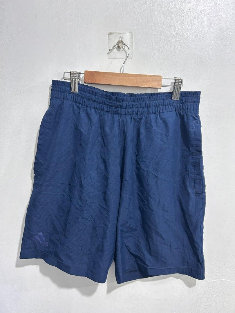 Adidas Climalite Woven Running Training Shorts (Category: Shorts) located in Rizal. Submitted by thrift_finds_739 (Listing ID 1465460117, Image 1). Description: NO ISSUE Color rate 9/10 Size : Small Waist: 30 Stretchable Length: 18 Leg Opening: 10 Please manage your expectations — we open premium bulk ukay bundles shipped directly from the US! 🇺🇸.