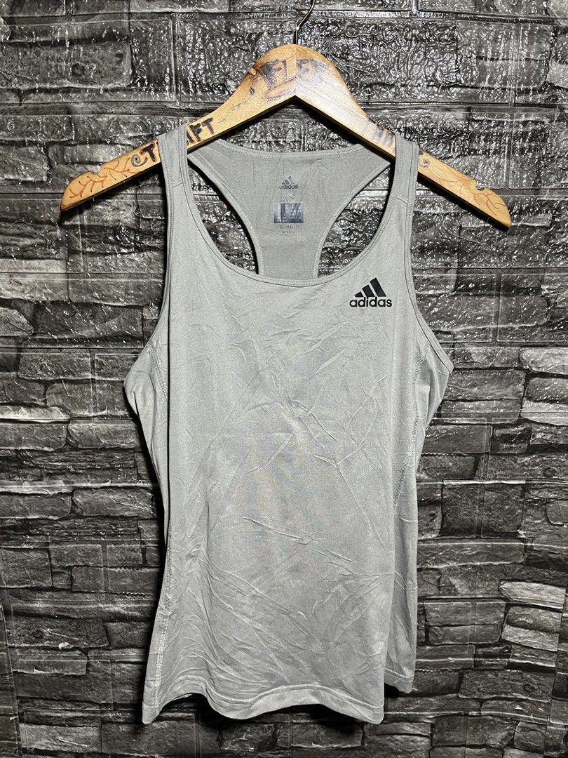 Adidas Climate Tank Top (Category: Activewear) located in Manila. Submitted by flex_curation (Listing ID 1465407070, Image 1). Description: 17x23 IN VERY GOOD CONDITION BACOOR CAVITE LOC.