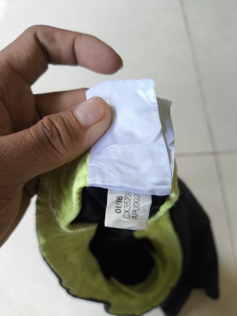 ADIDAS COTTON SHORT (Category: Shorts) located in Lupon. Submitted by thriftnikent (Listing ID 1465446905, Image 3). Description: 26-30 WAIST 19 LENGTH.