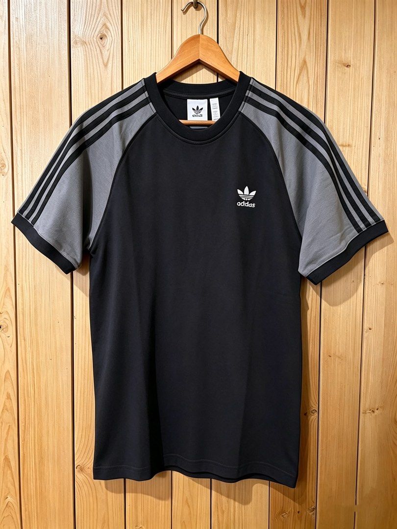 Adidas Men’s Shirt (Category: Tshirts & Polo Shirts ) located in Quezon City. Submitted by excessara.mnl (Listing ID 1465565708, Image 1). Description: .