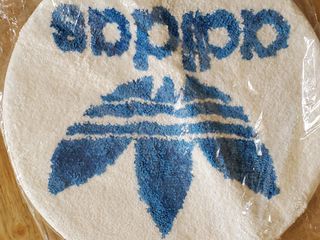 由 emorphdone (刊登 ID 1465431614，圖片 1) 提交，位於 的 (類別：)，說明：。